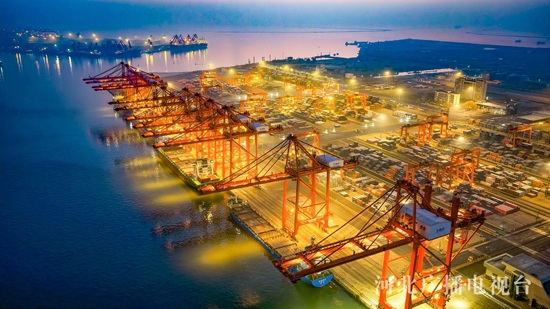 唐山京唐港：智慧港口裝卸忙